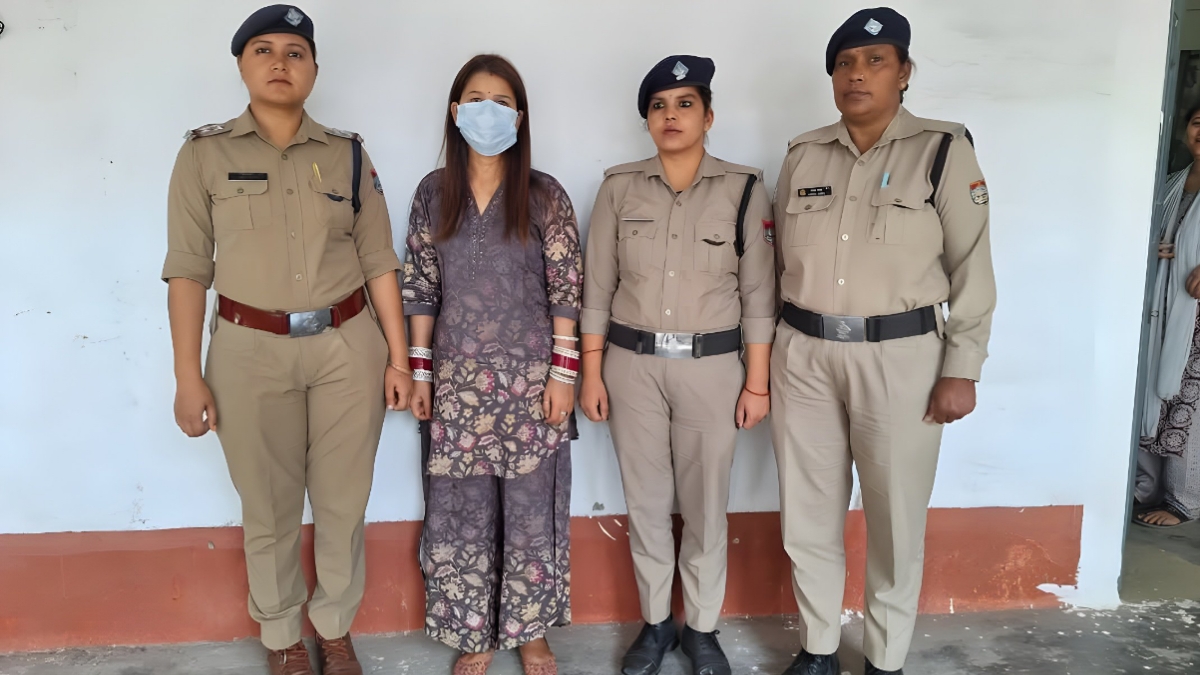 उत्तराखंड की ‘लुटेरी दुल्हन’ हिना रावत गिरफ्तार, शादी के नाम पर की थी लाखों की ठगी